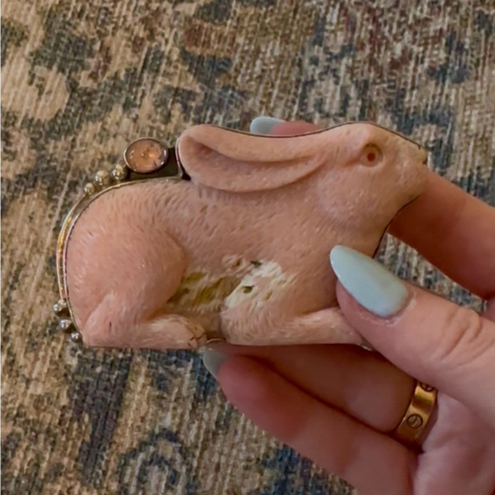 Vintage Amy Kahn Russell Pink Quartz Rabbit Brooch